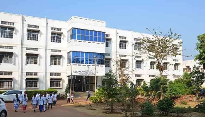 Veer Pulikeshi Vidyavardhak Samasths Rural Ayurvedic College Bagalkot