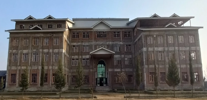 Kashmir Tibbia College...
