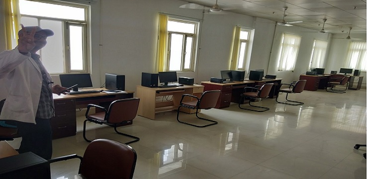 Darshan Nagar Medical College Faizabad Classroom