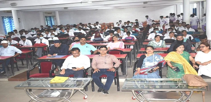 Career Institute of Medical Sciences, Lucknow Class