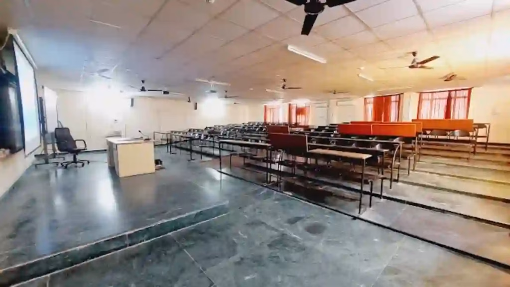 Hind Institute of Medical Sciences Barabanki Classroom