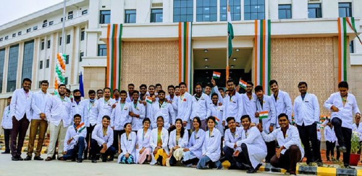 Raebareli Medical College Students