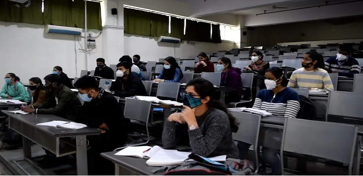 Army College of Medical Sciences Delhi Class Room