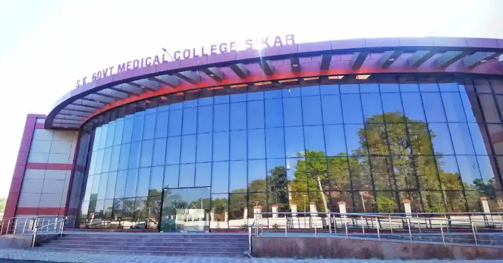 Shri Kalyan Government Medical College Sikar Building