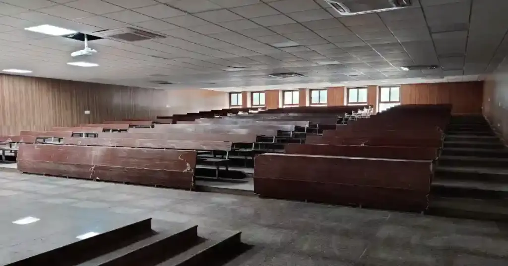 Shri Kalyan Government Medical College Sikar Classroom