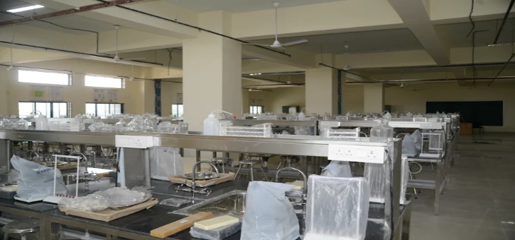 GMERS Medical College Junagadh Lab