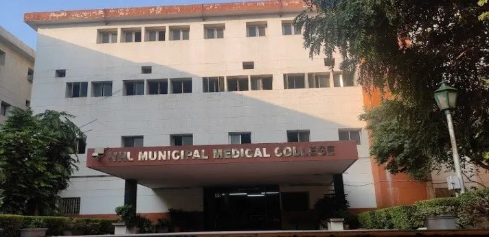 Smt. NHL Municipal Medical College