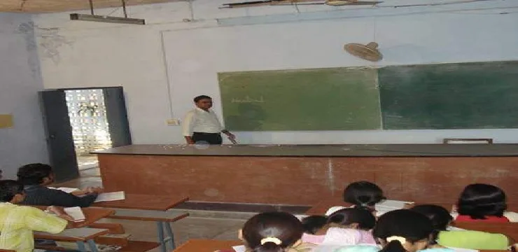 Anugrah Narayan Magadh Medical College Class Room