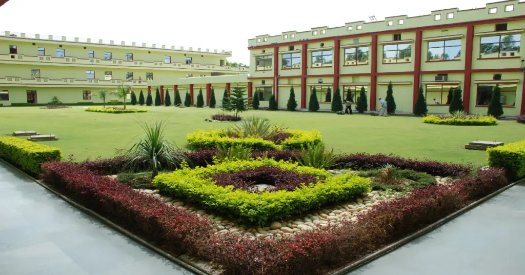BRS Dental College Panchkula Building