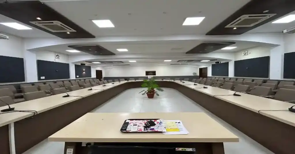 Jawaharlal Nehru Medical College Ajmer Seminar Hall