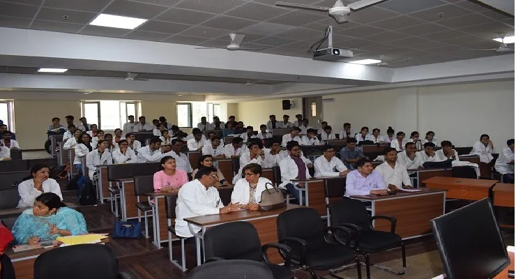 Kalpana Chawla Medical College Class Room