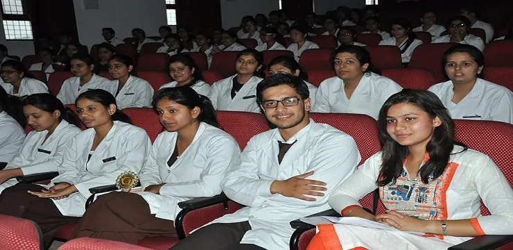 SGRR Medical College Dehradun Students