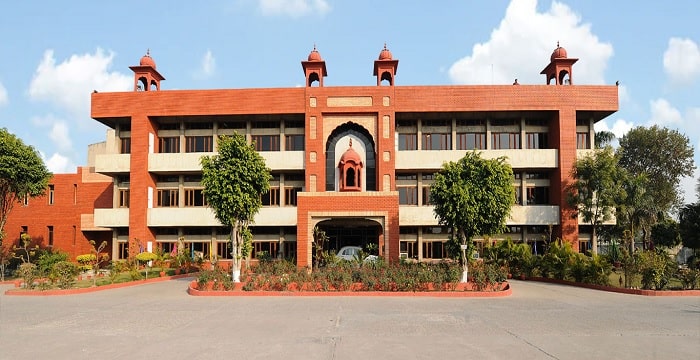 Sri Guru Ram Das Medical College Amritsar