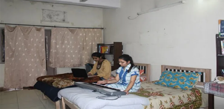 TMMC Moradabad Hostel Room