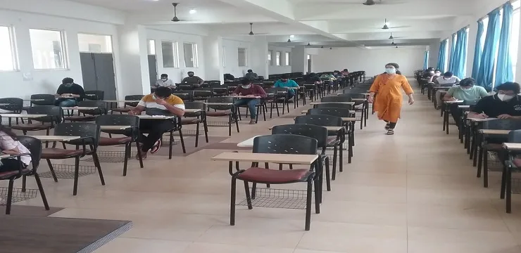 World College of Medical Science and Research Jhajjar Class Room