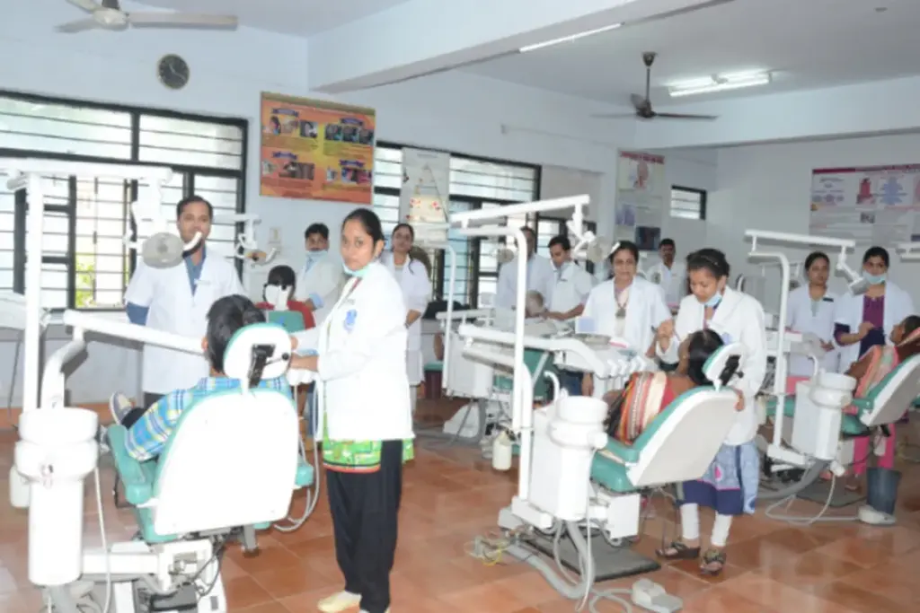 Babu Banarasi Das Dental College 1 1