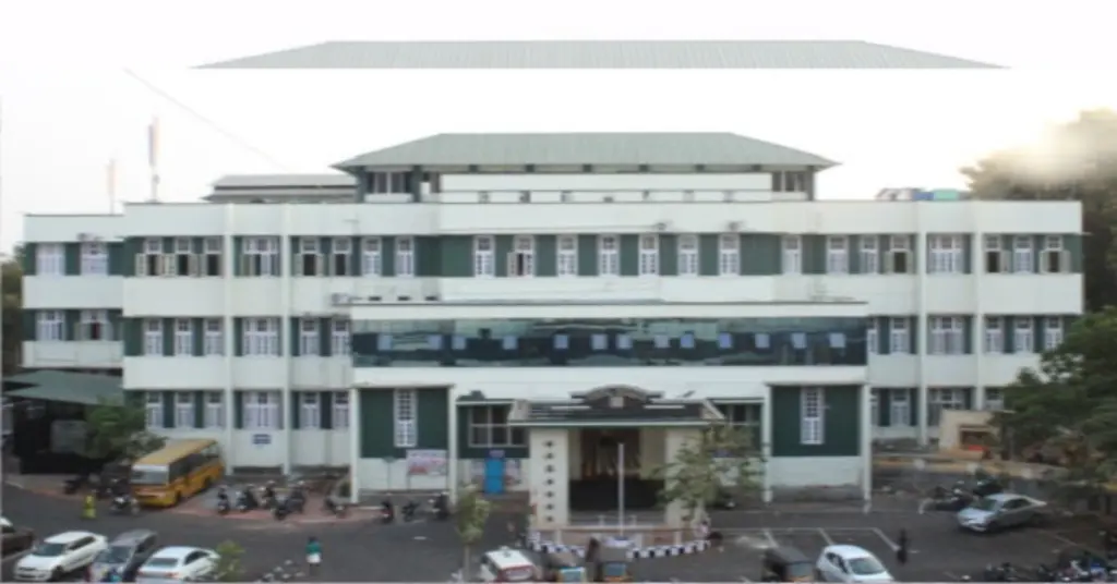 Government Dental College Trivandrum building