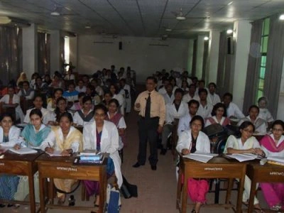 Holy Family Red Crescent Medical College Classroom