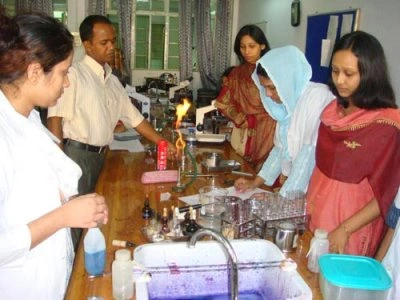 Holy Family Red Crescent Medical College Lab