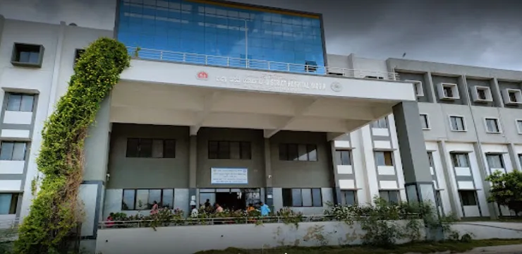Yadgiri Institute of Medical Sciences Yadgiri