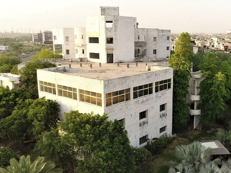 Santosh Medical College Ghaziabad hospital-Hostel