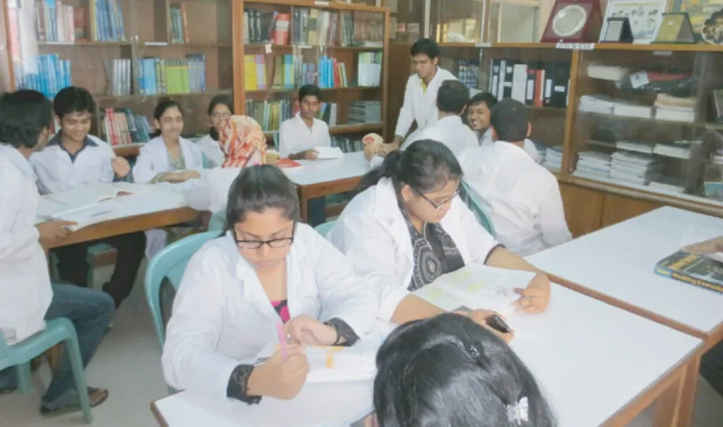 Dhaka Community Medical College Library