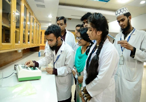 Universal Medical College Practical