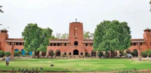 Delhi University fee structure