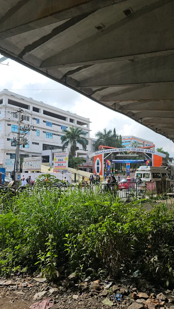 Raja Rajeshwari Medical College building