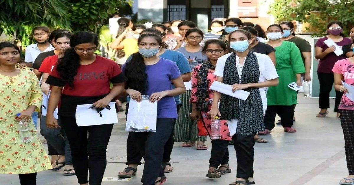 NEET UG 2025 परीक्षा आज: जानें पूरी डिटेल्स, सुरक्षा व्यवस्था और छात्रों के लिए जरूरी निर्देश